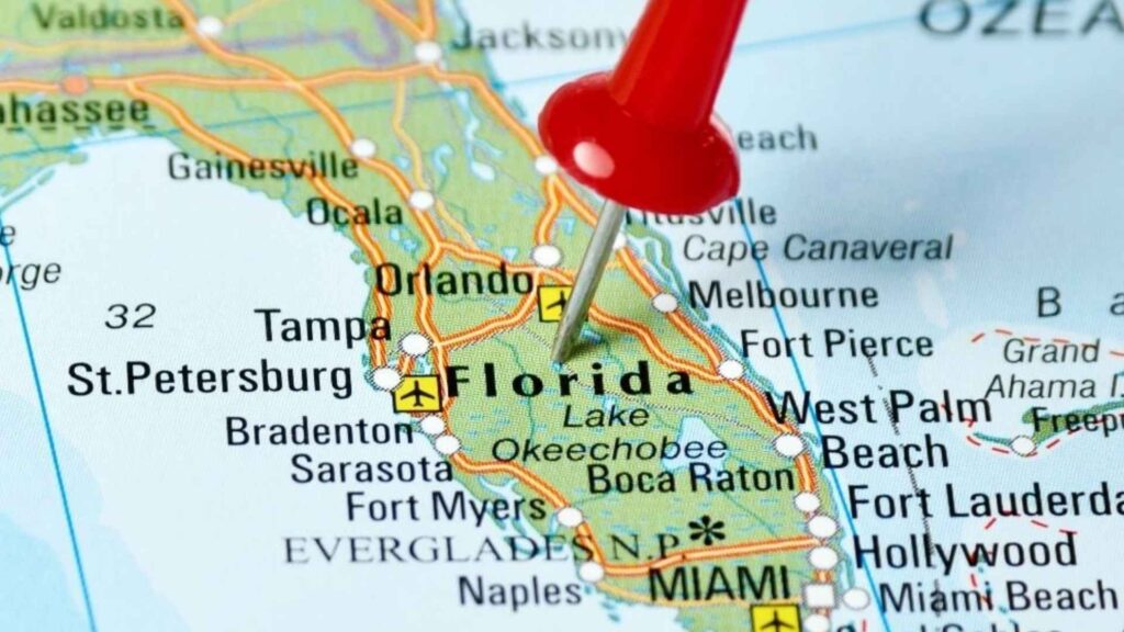 Mercado inmobiliario de Florida: comparativa de inversión entre Orlando y Miami para 2025.