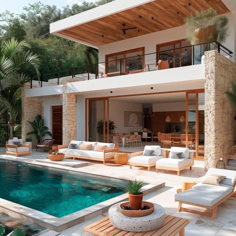 Villa de lujo moderna con piscina, terraza de madera y mobiliario elegante para renta vacacional en Orlando.