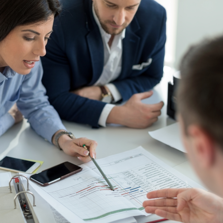 Soporte en Español y Asesoría Fiscal para Inversionistas Latinos